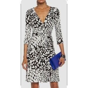 Diane von Furstenberg New Julian Two Silk Wrap Dress Black White Size 12 NWT